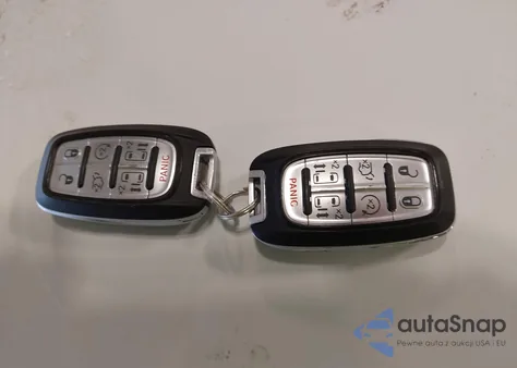 2018 Chrysler Pacifica Touring L Plus z USA, uszkodzony, nr VIN 2C4RC1EG9JR204295